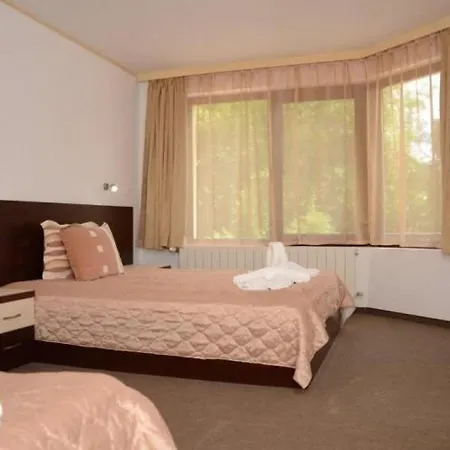 Hotell Семеен Хотел Вежен 3*